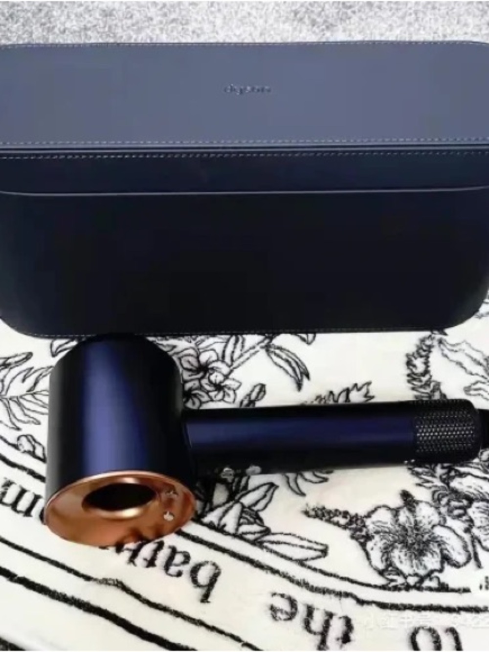 Dyson Supersonic Styling Hair Dryer - Blue with Rose Gold open box never used